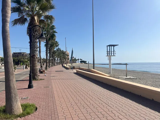BONITO PISO EN PLAYA DE SAN NICOLAS ADRA — 12