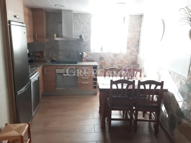 Venta de Casa en Castelldans: Espacio y Comodidad a tu Alcan - foto 4