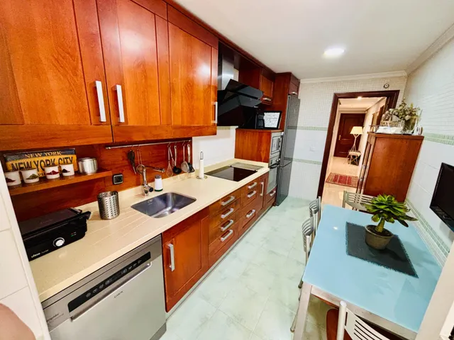 Amplia Planta Baja en Olletas-Sierra Blanquilla, Málaga - Ideal para Familias — 12