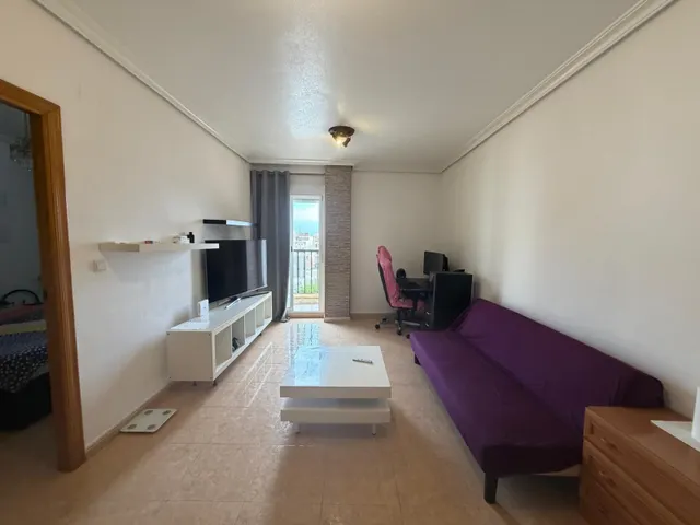 FANTASTICO APARTAMENTO EN EL CENTRO DE TORREVIEJA, IDEAL PARA PAREJAS O PERSONAS SOLTERAS — 6