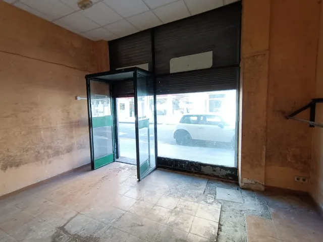 Local comercial 50m² en venta - O Burgo - Campus Universitar - foto 5