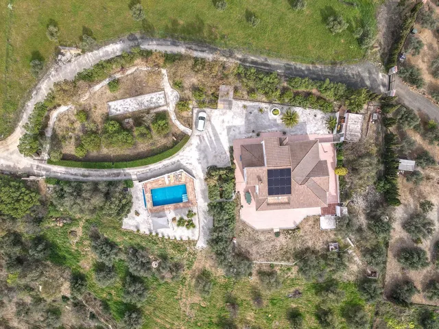 Chalet 3 habitaciones 239m² en venta - South of spain — 47