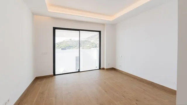 Chalet 4 habitaciones 210m² en venta - Centro — 35
