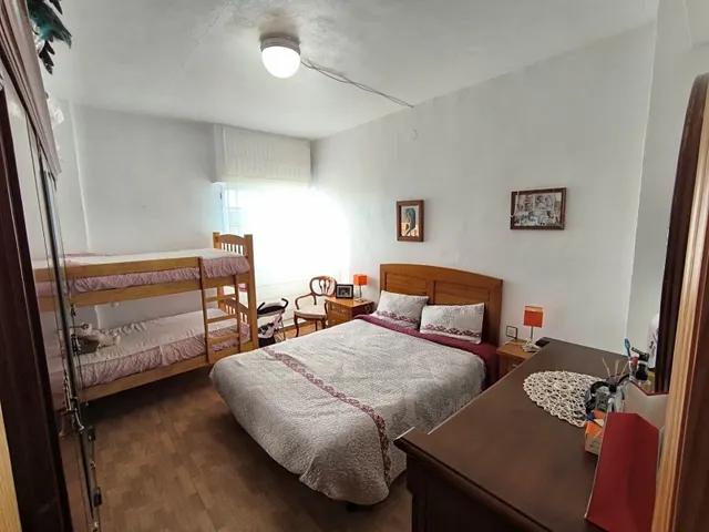 Casa de campo 4 habitaciones 220m² en venta - Ayuntamiento — 15