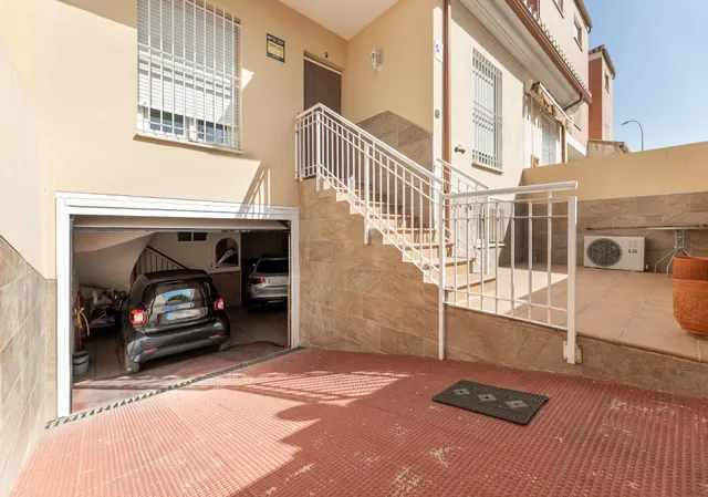 Adosado en venta en Barrio de los Periodistas - Granada — 29