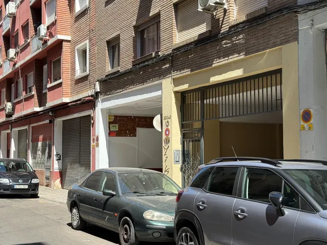 Local comercial en alquiler en Calle Borao. Zaragoza — 20
