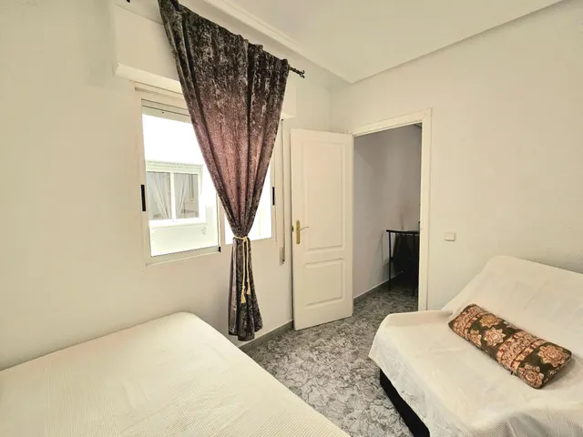 Magnifica vivienda en el centro de Torrevieja, ideal para vivir todo el año — 8