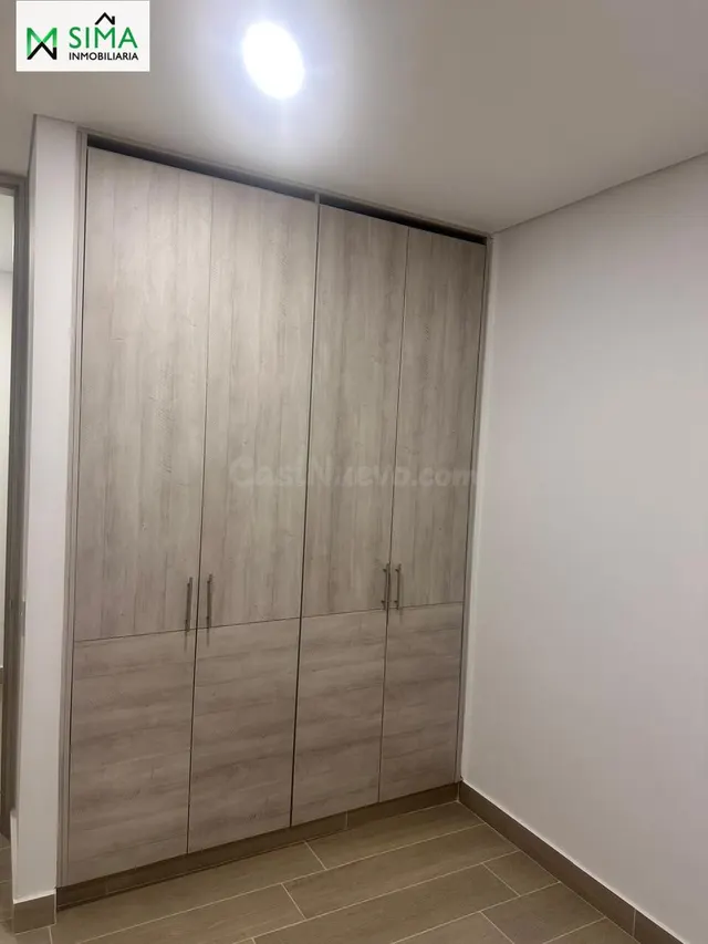 Vive en Serena del Mar: apartamento de 2 habitaciones con balcón — 4
