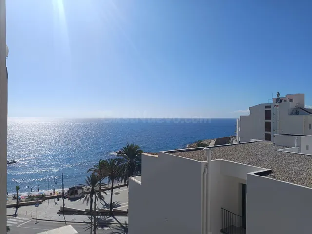 Fantástico ático dúplex de obra nueva a 70 mts de la playa e