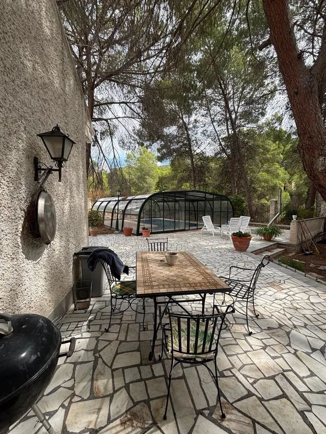 Chalet exclusivo con piscina cubierta de cristal y más de 300 m2 en urbanización Los Teatinos — 8