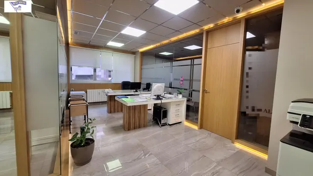AMPLIA OFICINA EN EL CENTRO DE ALBACETE — 5