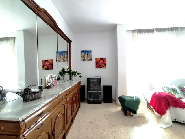 Excelente piso junto a hospital de traumatología — 42