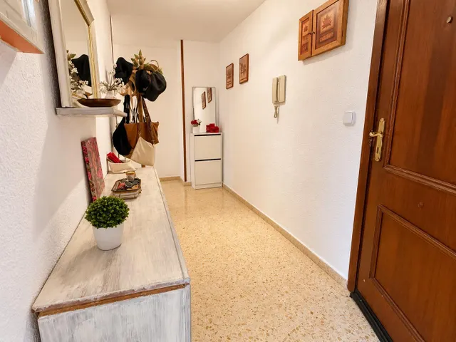 Un hogar amplio y luminoso de 4 habitaciones en Gilet — 15