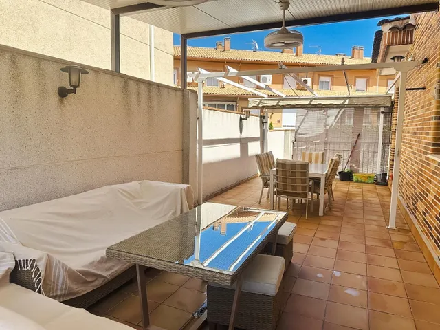 Gran Chalet  en Ocaña, Toledo. — 26