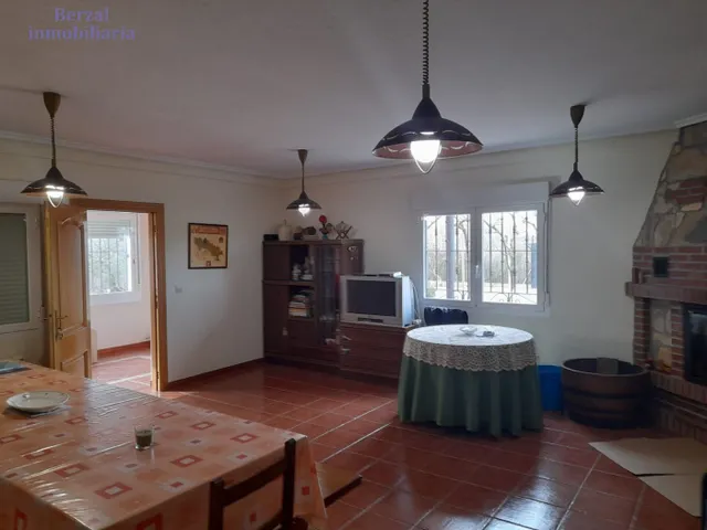 Magnifica casa, con más de dos mil metros de terreno. — 12