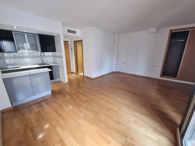 Estudio en venta en Juan Carlos I – una de las mejores zonas