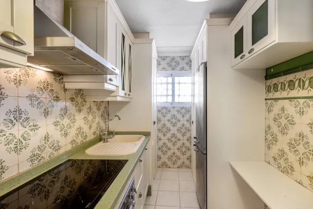 Apartamento en venta en Torrevieja, ubicado en la zona de La Loma, a pocos minutos a pie de la Playa del Cura. Primera línea de mar! — 15