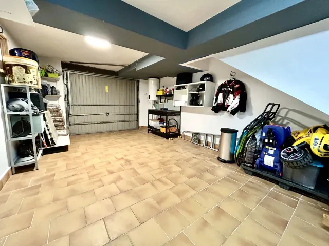 Casa 4 habitaciones 207m² en venta - Comunidad valenciana — 36