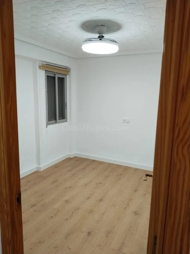 PISO EN ALQUILER PARA ESTUDIANTES UNIVERSITARIOS - foto 4