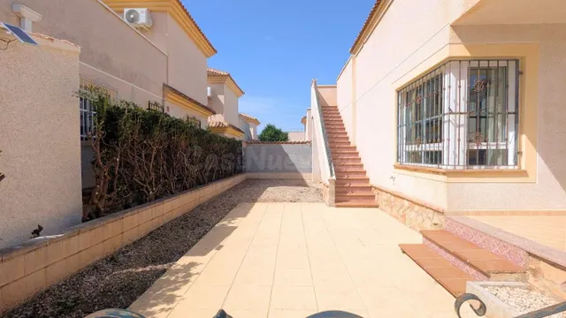 Villa 3 habitaciones 93m² en venta - Costa blanca sur - foto 3