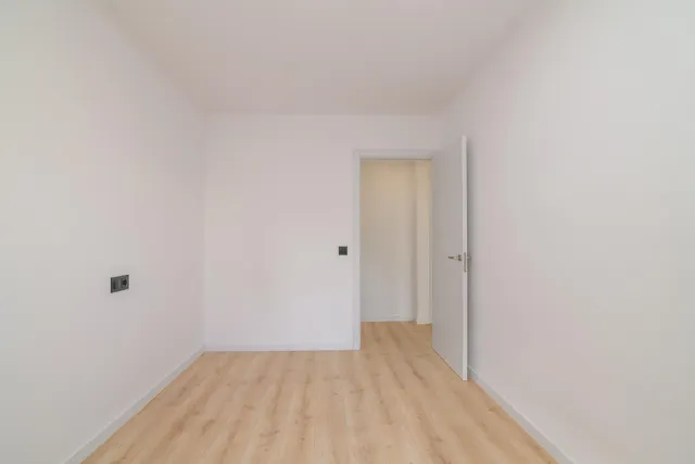 Piso de 3 habitaciones reformado al lado del Colegio Oms i de Prat. — 37