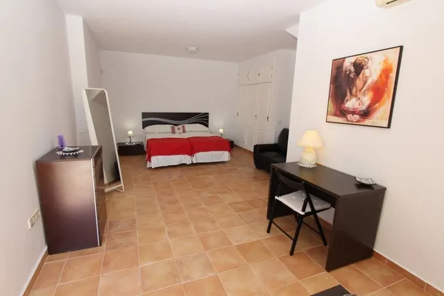 villa independiente 1º linea de playa cabopino — 32