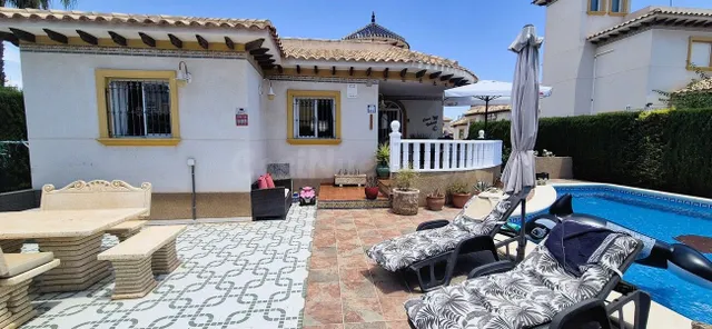 Villa 4 habitaciones 110m² en venta - Las Filipinas - foto 3
