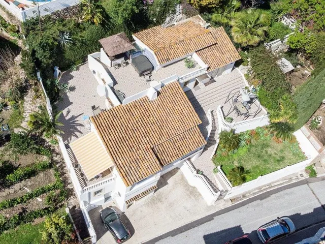 Villa reformada en zona baja de Torremuelle, Benalmádena — 7