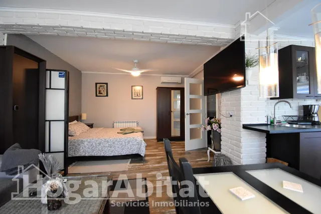 ¡chalet totalmente reformado con licencia turística! amplio con 4 viviendas independientes y piscina privada — 37