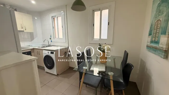 Exclusivo ático con gran terraza privada en céntrica calle d - foto 4