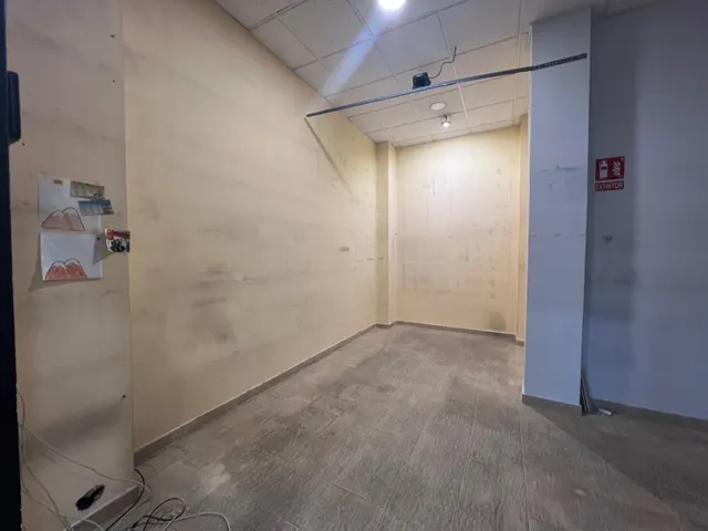 LOCAL COMERCIAL en VENTA — 6