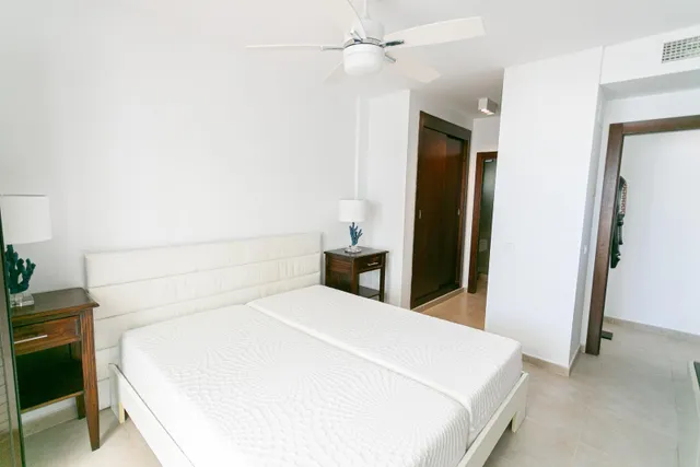 Precioso Atico Triplex de 4 dormitorios en Altos de los Monteros en perfecto estado — 17
