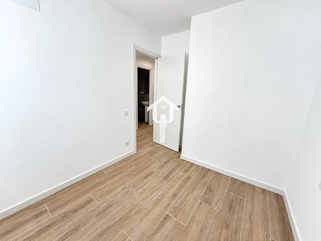 Piso 2 habitaciones 60m² en venta - Carolinas Altas — 24