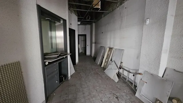 LOCAL COMERCIAL EN GIRONA - ZONA PERÍCOT — 8