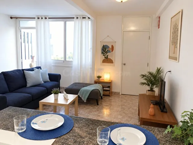 Dúplex con vistas al mar, terraza y piscina en Las Caletilla - foto 4