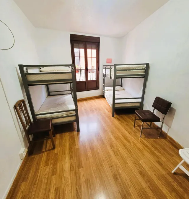 Hostal-Albergue en Funcionamiento en el Camino de Santiago — 8