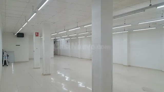 LOCAL COMERCIAL ZONA DE PASO EN VILA-REAL - foto 4