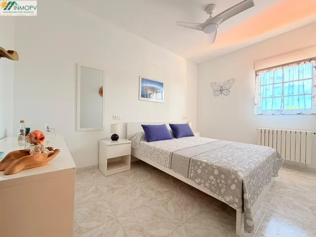 Singular chalet de 319m2 con 2.000 m2 de parcela, piscina y apartamento independiente en vistabella Vinaròs! — 44