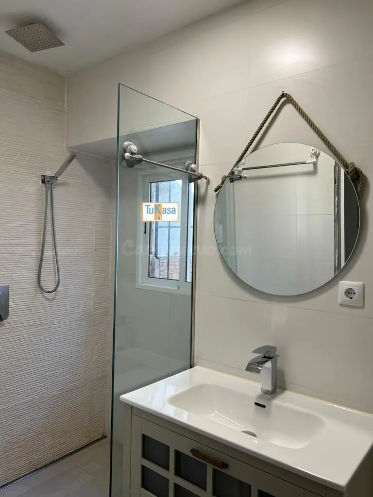 Venta de apartamento Reformado Junto al Puente san Francisco
