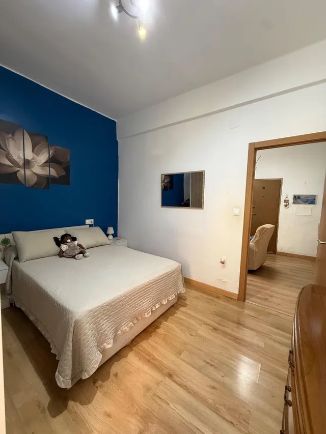 Piso de 2 dormitorios en eugenio gross – Málaga  230.000 € — 30