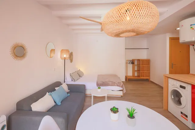 LOFT DE ALQUILER TEMPORAL CON ASCENSOR EN EL RAVAL — 10