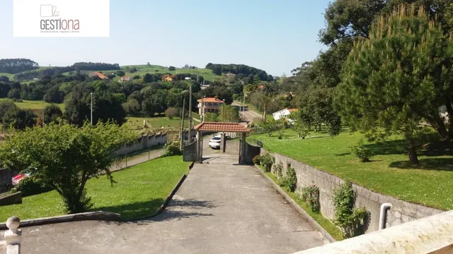 EXCLUSIVIDAD Y TRANQUILIDAD A UN PASO DE LA PLAYA.ARNUERO — 8