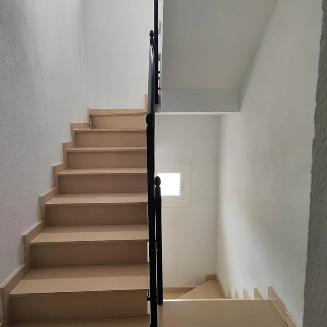Adosado en Gran Alacant con solárium, balcón y piscina comunitaria — 30