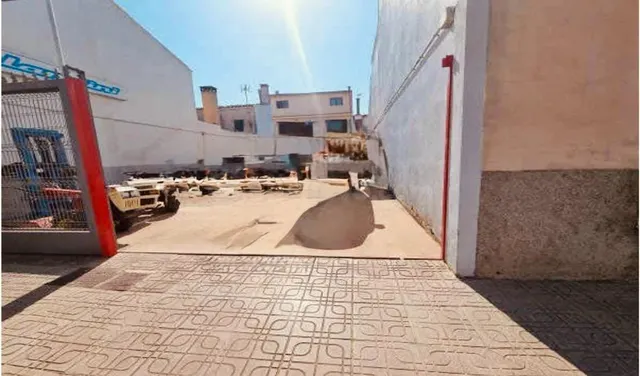 OPORTUNIDAD ÚNICA – MARAVILLOSO SOLAR URBANO EN SANTA MARGAR - foto 4