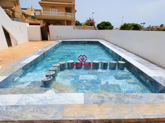 APARTAMENTO EN VENTA EN EL ALAMILLO — 28