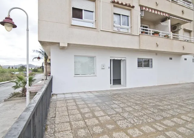 LOCAL COMERCIAL EN EL PUERTO DE MOTRIL — 7