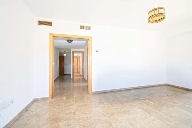 Estupendo piso en Camas con terraza, plaza de garaje y trastero!!!! — 3