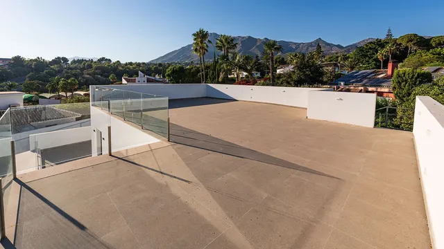 Chalet 5 habitaciones 420m² en venta - Marbella — 8