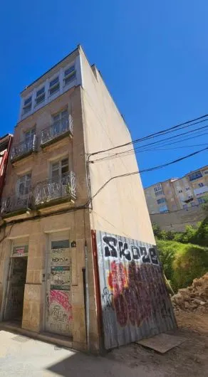 OPORTUNIDAD!!! SE ALQUILA LOCAL EN EL CASCO HISTORICO DE ORE - foto 3