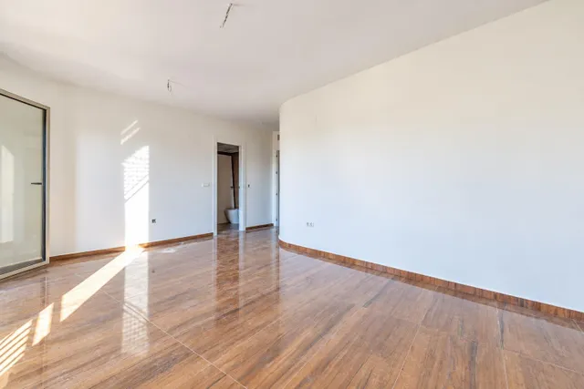 Piso Junto a Esquina del Convento — 7